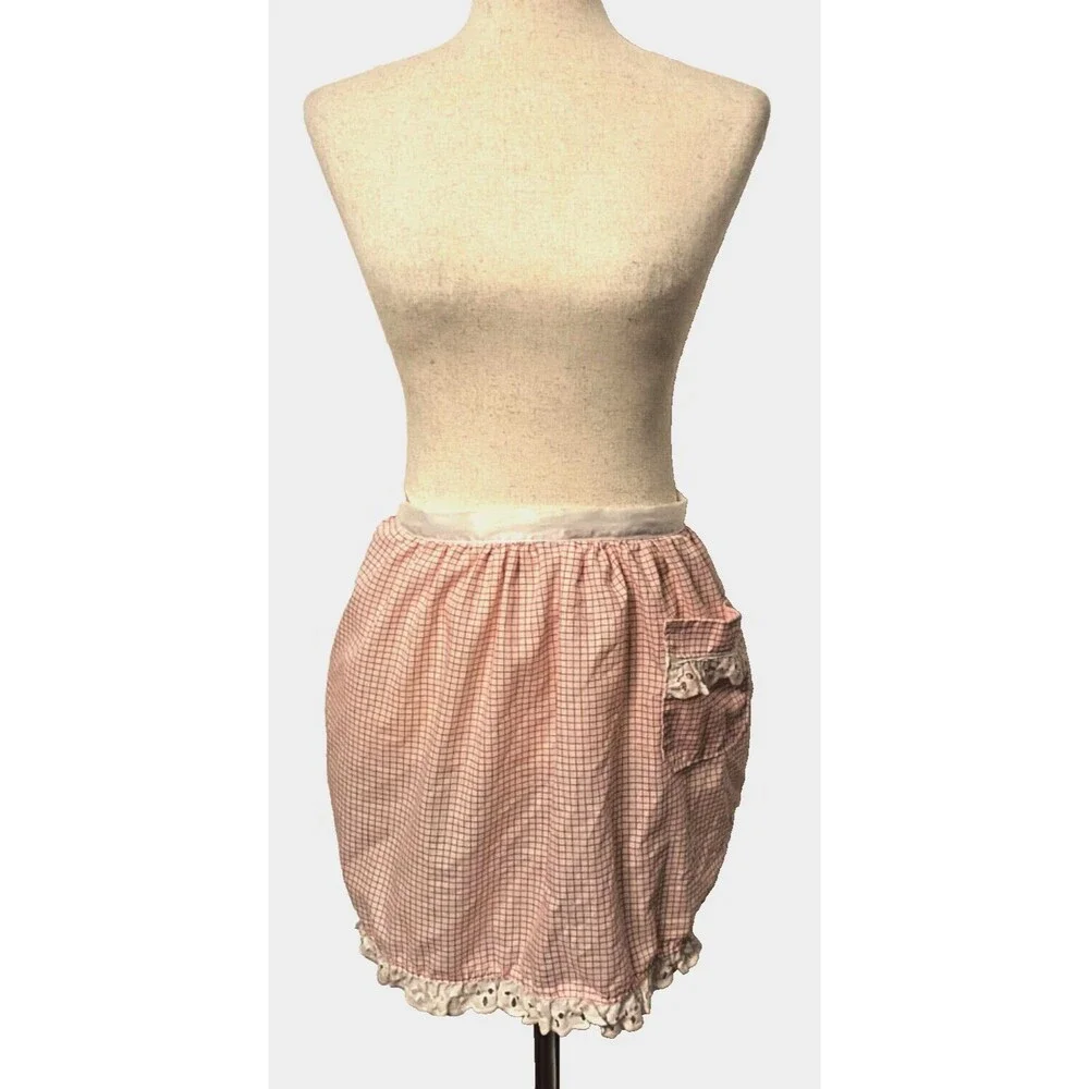 Vtg Handmade Half Apron Lace Red White Diner Pocket Ribbon Bow Cottagecore Chic - Picture 2 of 9